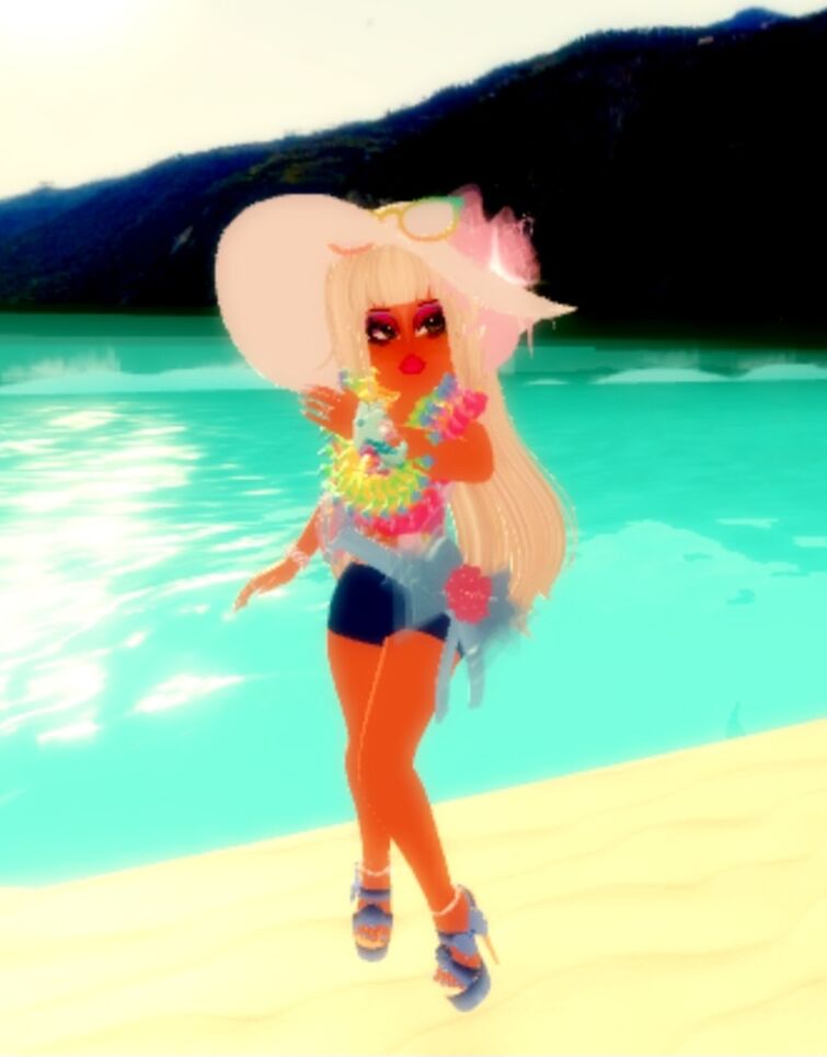 Beach House Photo Shoot (also posted to royale high wiki) :  r/RoyaleHigh_Roblox