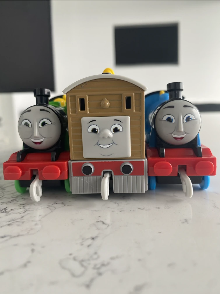 What is it with Toby being taller than characters like Gordon & Henry