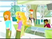 Jonesy flirts with Fine Girl and Blonde Wave Girl for Wyatt after a breakup.