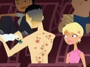 Vlcsnap-2011-06-26-00h21m30s169.jpg (20 KB) Billy's bacne.