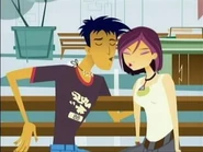 286235 7 3.jpg (18 KB) Jonesy and Nikki about to kiss.