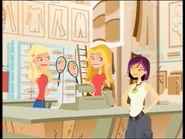 Kristen and Kirsten wearing blonde wigs.