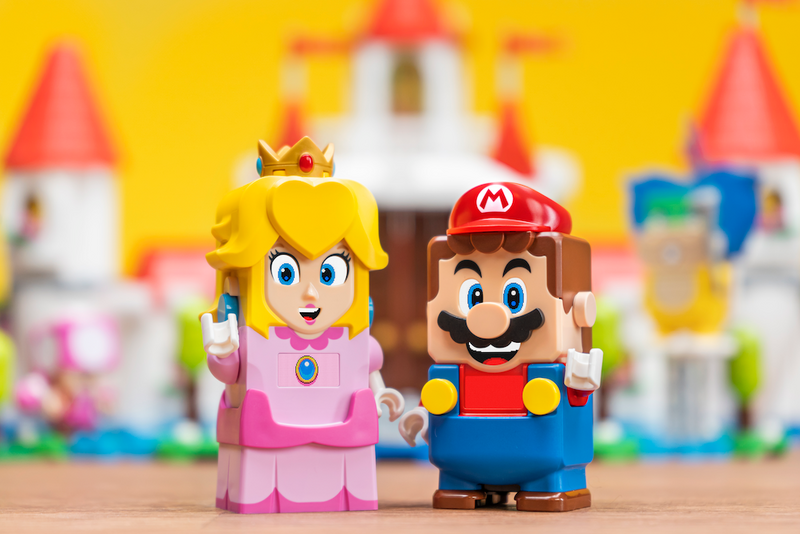 Level Up with These New LEGO SUPER MARIO BROS. Sets