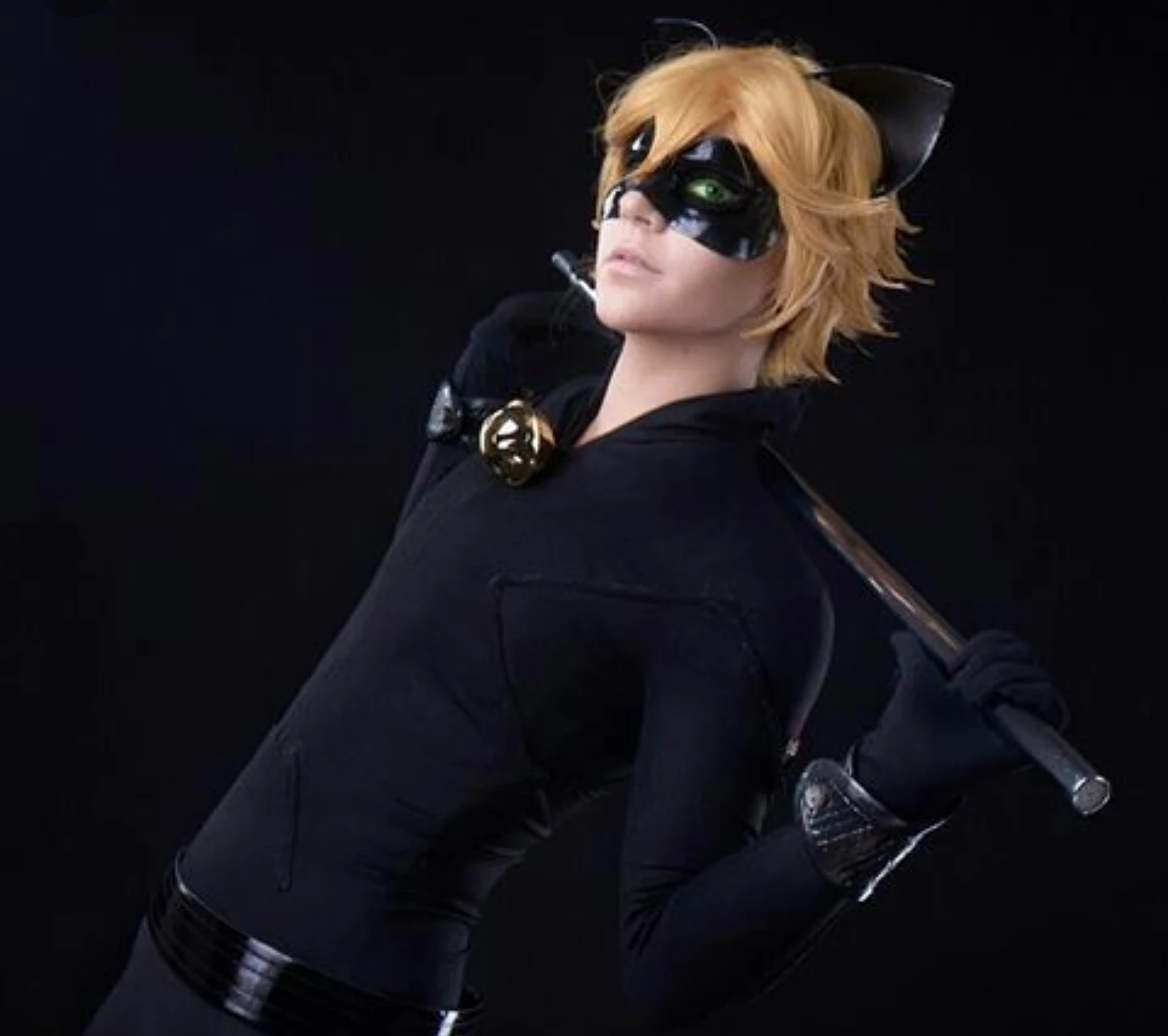 Почему супер кота. Кот нуар удивленный. Почему супер кота. Супер кот голова. Супер кот эстетика.