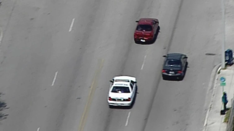 Watch complete Miami police chase