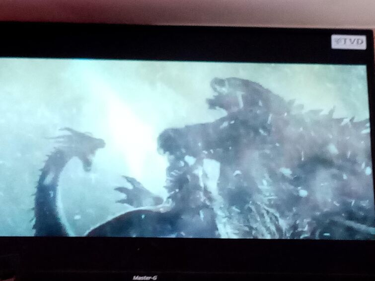 Aquí viendo como Godzilla le saca la madre a Ghidorah