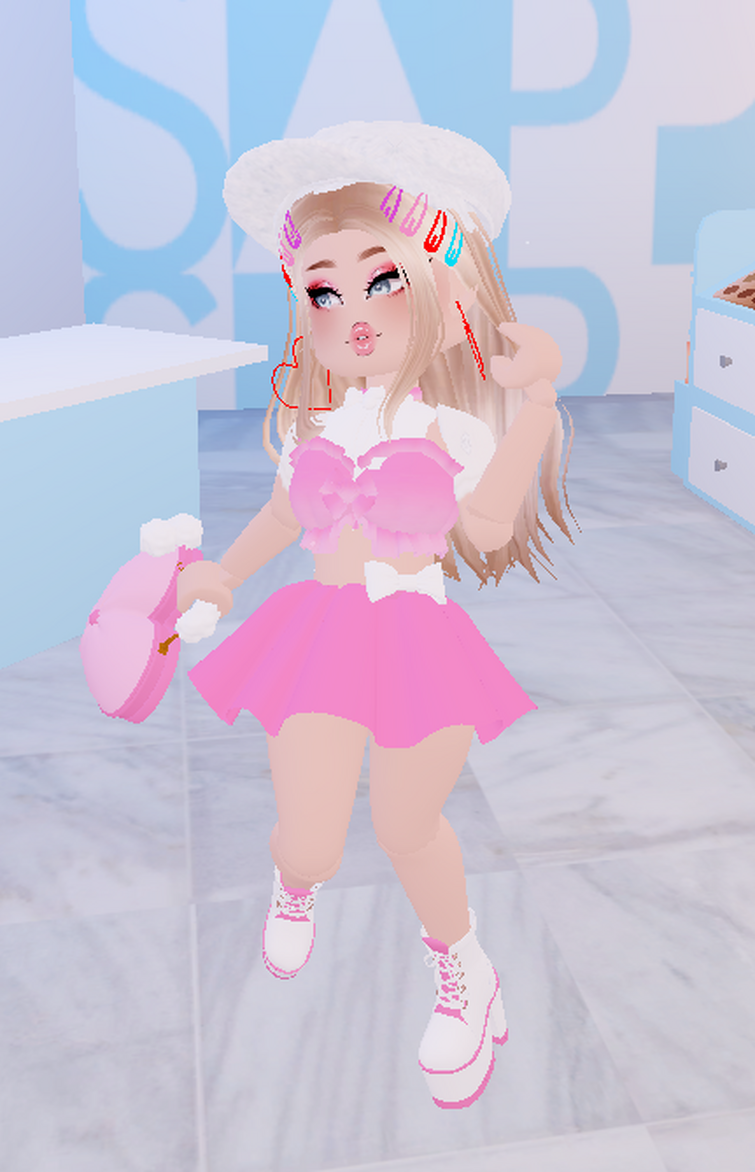 Royale High Y2K Fashion! | Fandom