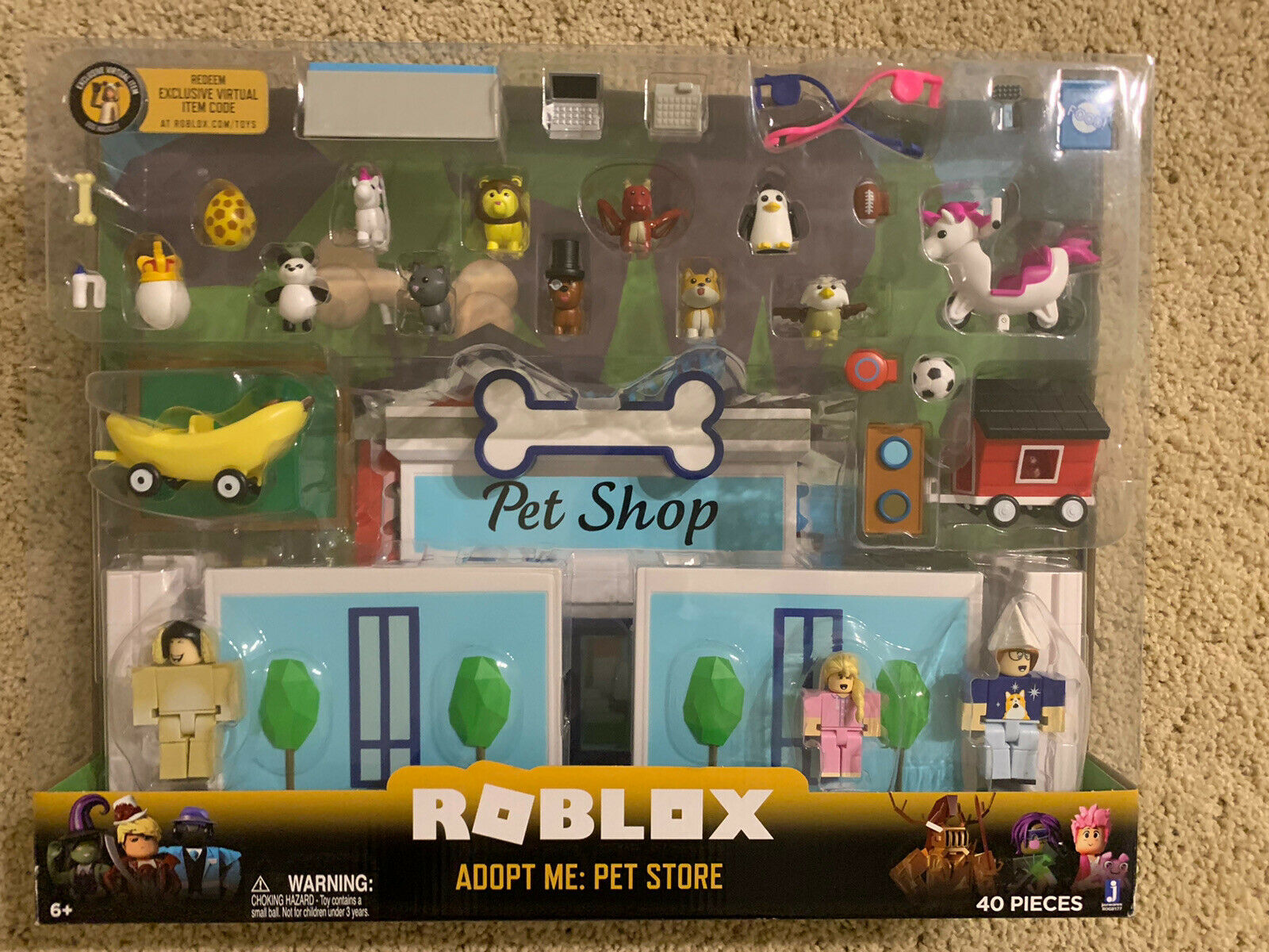 Omggg Look At What There Is At Target Fandom - roblox toy sets adopt me