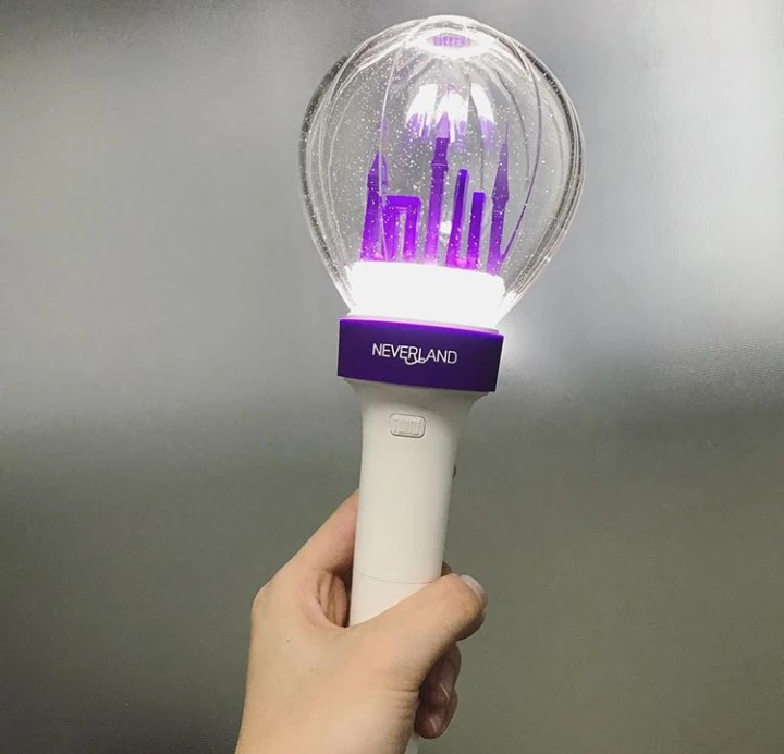 ✨Your daily - lightstick edition✨#18 | Fandom