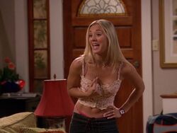 Thong kaley cuoco Celebs Who