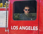 9-1-1 4x12 6.jpg (2.44 MB)