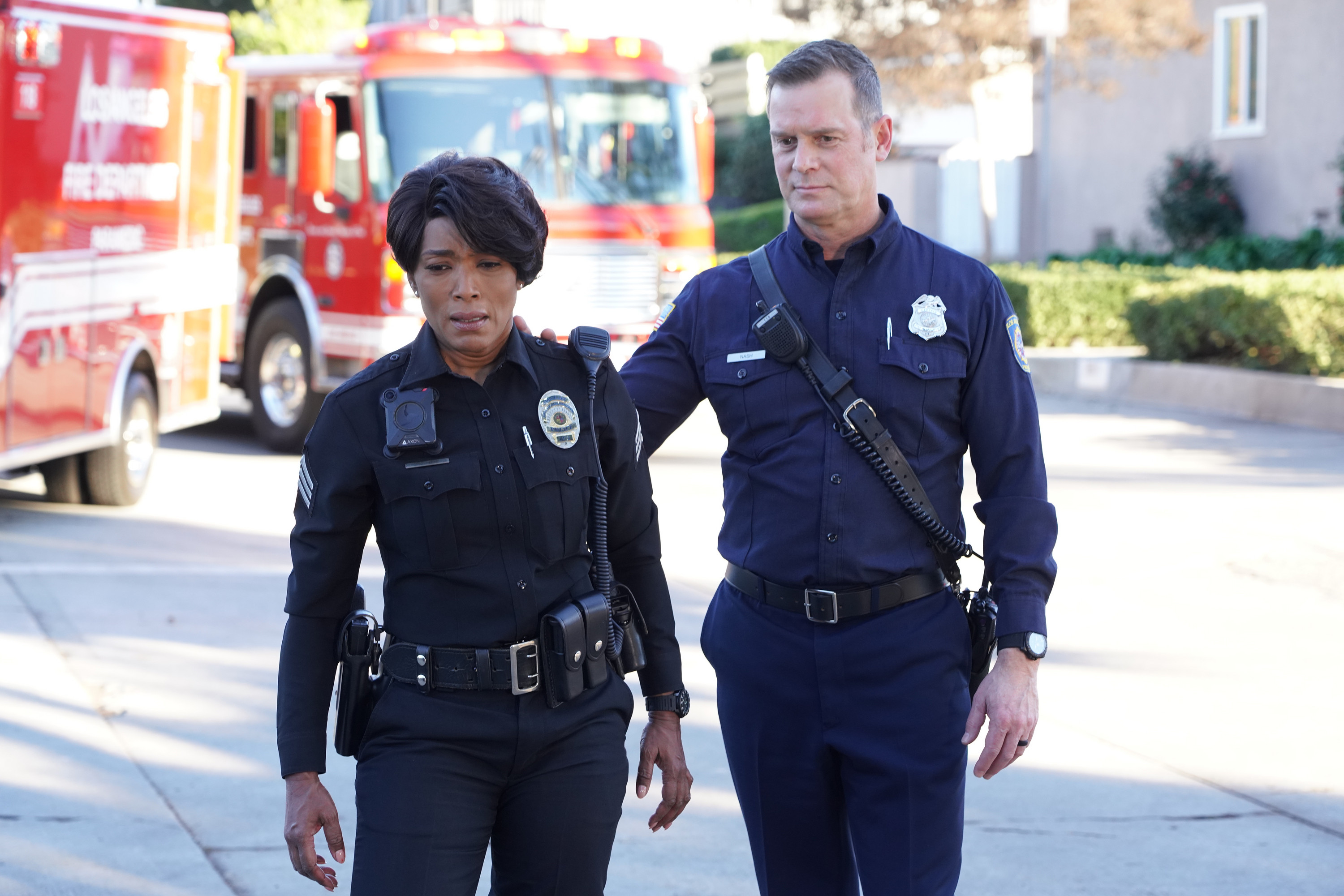 9-1-1 Let the Games Begin (TV Episode 2022) - IMDb