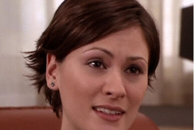 Lisa Dixon | 90210 Wiki | Fandom