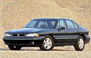 1996 Pontiac Bonneville SLE 4-door sedan