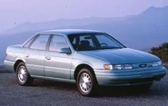 1994 Ford Taurus 4-door sedan