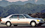 1992-1996 Mercedes-Benz S600 4-door sedan