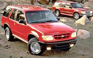 1995 Ford Explorer (2-door) SUV