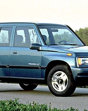 geo chevrolet tracker cars of the 90s wiki fandom geo chevrolet tracker cars of the