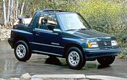 1995 Suzuki Sidekick (2-door model)