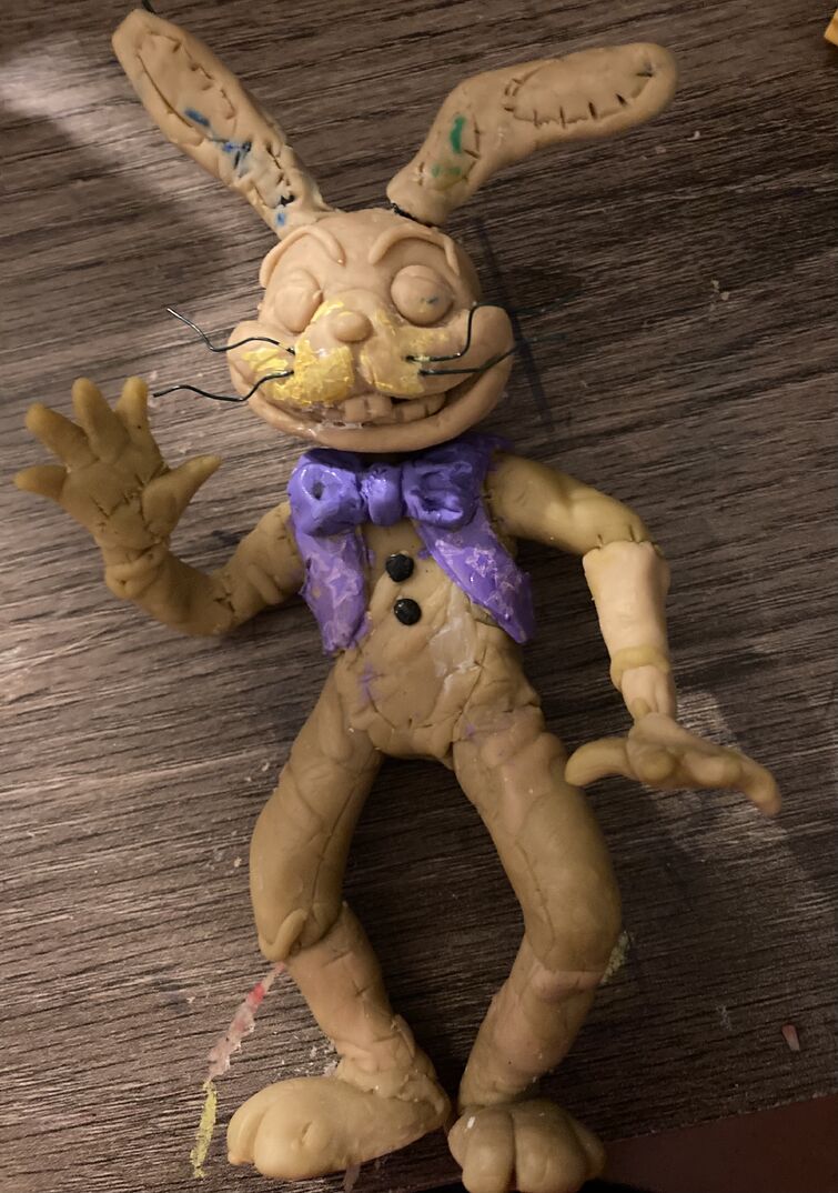 Sculpted this Springtrap over the last week, working on Glitchtrap