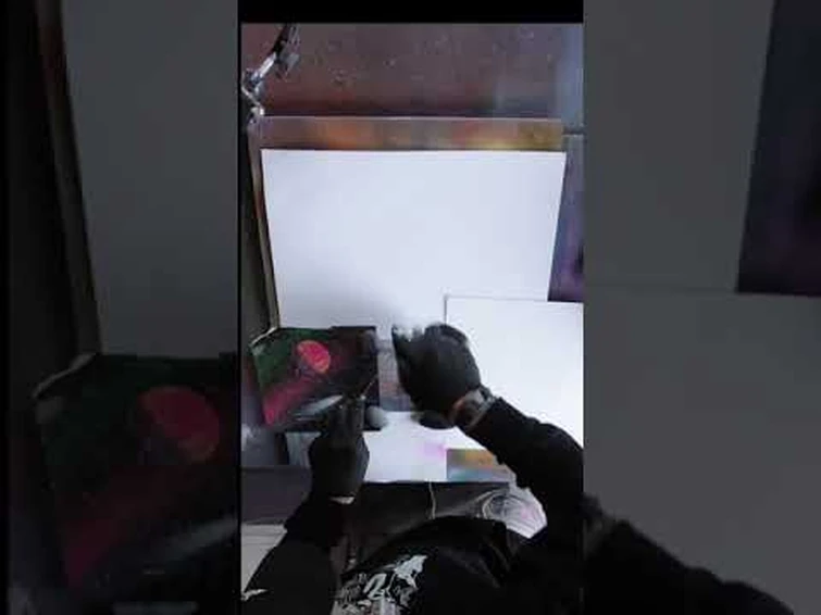 A painting for technoblade #rip #technoblade #spraypaint #art #glow #technobladeneverdies #shorts