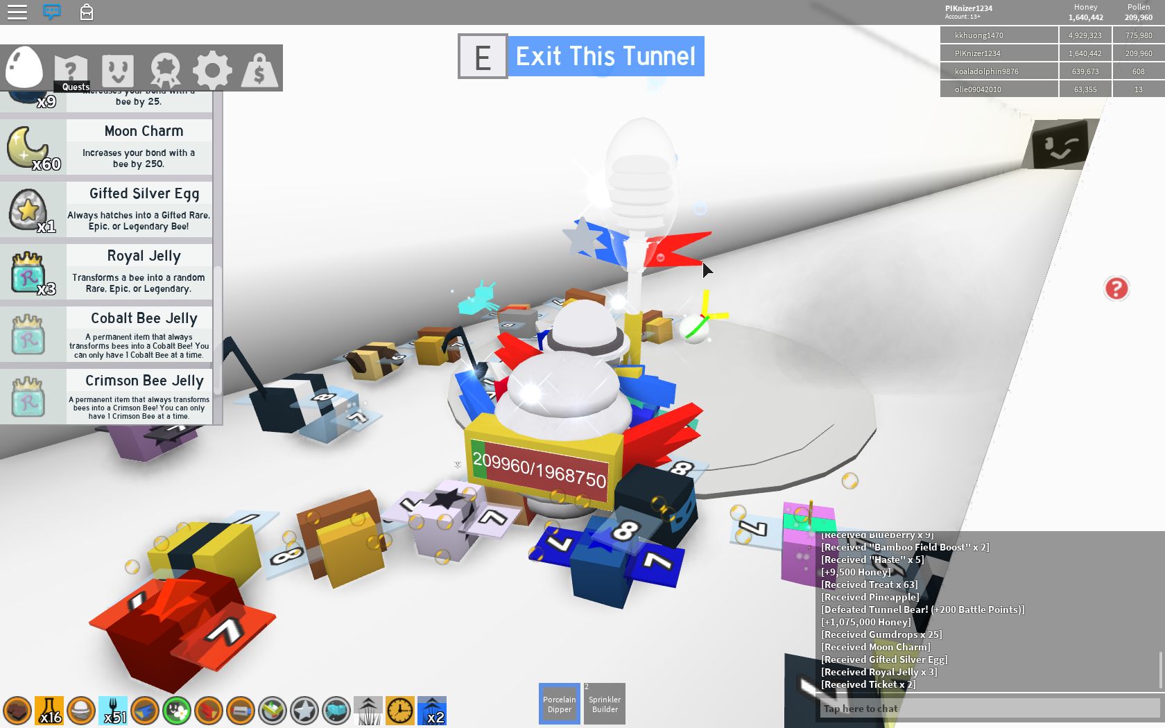 i FINALY GET GIFTED SILVER EGG FROM TUNEL BEAR but i get cool bee and