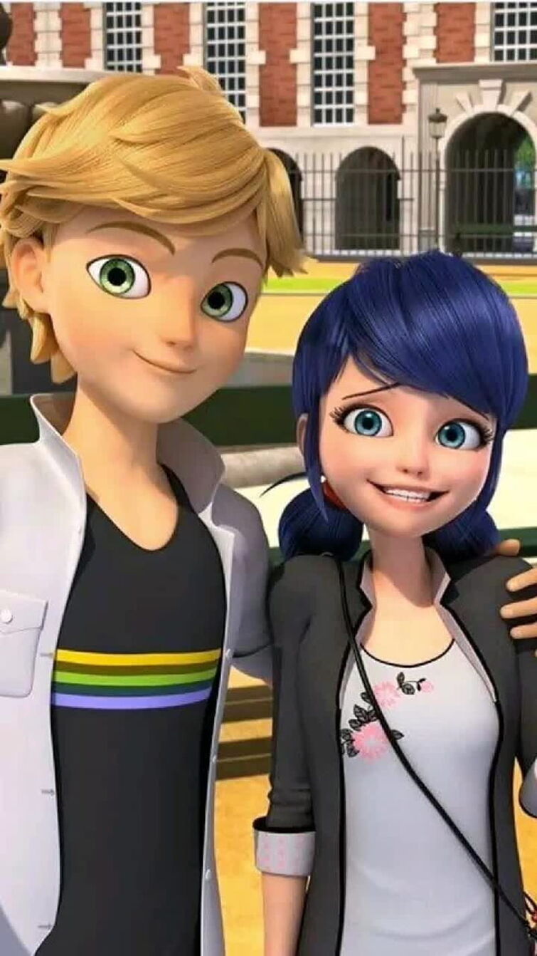 MIRACULOUS LADYBUG ROLE-PLAY! ft. Marinette & Adrien 🐞 ADRIENETTE