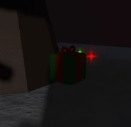 Greenpresentspawn.png (148 KB) Green Present found on a Spawn Location under a tree.