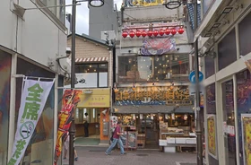 Streets of Shinjuku v4.png (428 KB) The place at the left with white awnings is a pachinko parlor