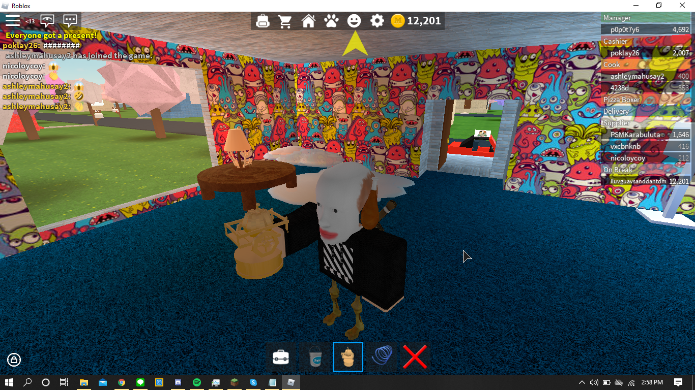 Can You Unequip Gear Fandom - pizza roblox gear