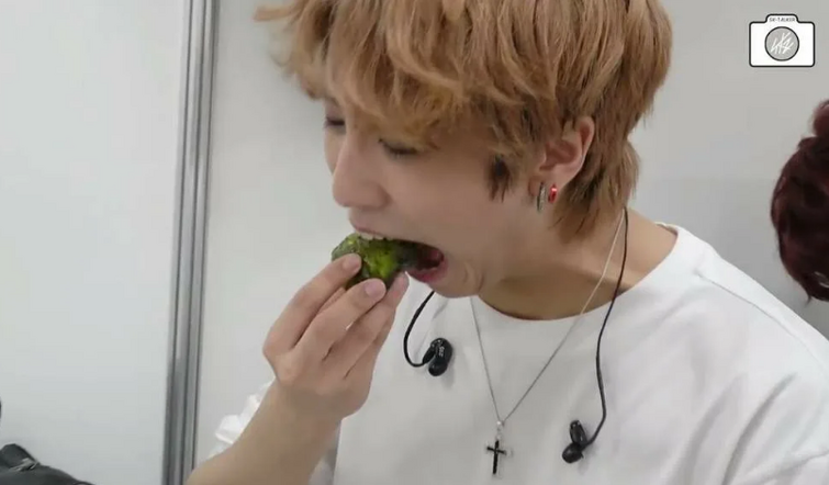 хан джисон белка. санг кенг форсаж токийский дрифт. хан ест. хан джисон ест. Stray kids джисон ест.