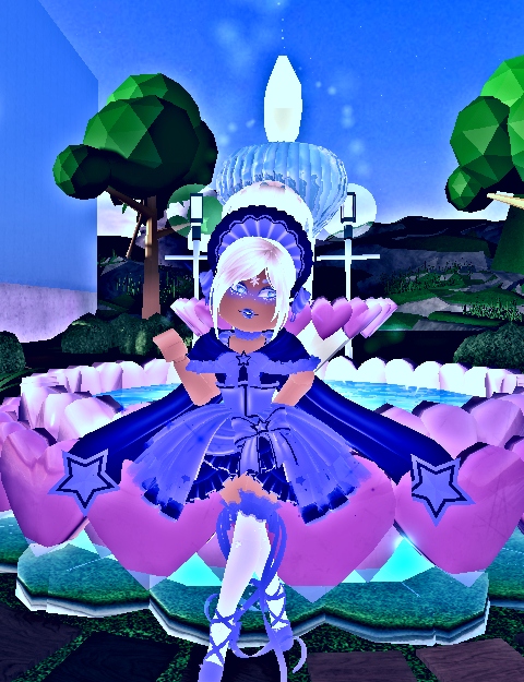 Princess Starfrost Ribbon Bonnet, Royale High Wiki