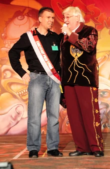 Kamiel Sergant stelde kandidaat Johan Viette voor aan het publiek