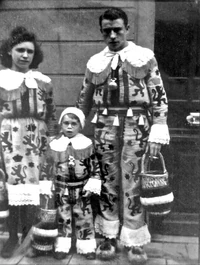 De Ware Gilles, Johny Cooman en ouders (foto Murielle Cooman)