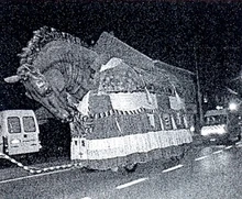 Het Ros Balatum onderweg naar Dendermonde (Het Laatste Nieuws - 2001)