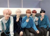 AB6IX Official on Twitter: "데뷔 첫 방송부터 AB6IX의 길을 환히 밝혀준 ABNEW❤️ 앞으로도 함께 하기로 약속해요🌟 #BREATHE #B_COMPLETE #에이비식스 #임영민 #전웅 #김동현 #박우진 #이대휘 #브랜뉴뮤직 #BRANDNEWMUSIC" [2019.05.23] #2