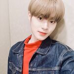 Daehwi on Twitter: "오늘 엠카도 무사히 마무리 했으니 전 9:30PM AB6IX 리얼리티 보러가야징❤️❤️❤️ #AB6lX #대휘" [2019.04.18] #2