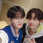 Daehwi and Donghyun on Twitter: "아이돌 라디오 ㄷㅎ즈📻내일도 기대하세요~~!!잘 자요!!!❤️❤️❤️❤️❤️❤️❤️❤️❤️" [2020.04.06] #1