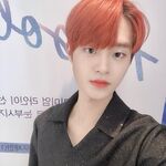 Daehwi on Twitter: "쇼!챔!피!언!오늘 별자리 무대도 했는데 멋있죠?!오늘도 열심히 응원해줘서 고맙고 내일 봐요 에비뉴~~❤️❤️❤️❤️❤️❤️" [2019.06.12] #4