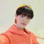 Daehwi on Twitter: "오늘 #엠카운트다운인간 #환타 🍊🍍인정??? YESSSSSSSS 인정!!!!!!" [2020.04.30] #3