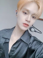 Daehwi on Twitter: "오늘부로 레몬휘는 잠시 휴업해요..ㅜ 마지막으로 과감하게 나의 이마와 함께 꿀잠 자요~~❤️❤️❤️🍋❤️❤️❤️" [2019.08.10] #2