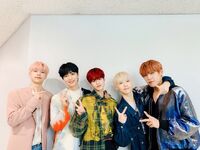 AB6IX Official on Twitter: "오늘은 AB6IX로 가득 찬 AB데이 😍 ABNEW와 즐거운 일요일 👍 #BREATHE #B_COMPLETE #에이비식스 #임영민 #전웅 #김동현 #박우진 #이대휘 #브랜뉴뮤직 #BRANDNEWMUSIC" [2019.05.26]