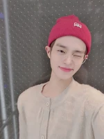 Daehwi on Twitter: "오랜만에 해외 스케줄이네요!!오늘은 신나는 주말이니까 ㅋㅋㅋ푹 자고 일어나서 맛있는 거 많이 먹고 즐거운 시간 보내요 에비뉴~~!!❤❤❤" [2019.11.23] #3