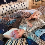 Donghyun on Twitter: "되게 편안하고 부드럽고 시끄러운 에이비식스표 눕방 다음엔 우리 더 길게 더 많은 얘기해요 오늘도 굳밤👋💫🌕⭐️" [2019.06.18] #2