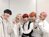 AB6IX Official on Twitter: "With ABNEW와 함께라면 어디든 좋아 🎼 오늘 밤은 AB6IX 꿈만 꾸기예요 🌙 #BREATHE #B_COMPLETE #에이비식스 #임영민 #전웅 #김동현 #박우진 #이대휘 #브랜뉴뮤직 #BRANDNEWMUSIC" [2019.06.05]