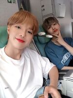 Youngmin on Twitter: "안전비행!! 웅아 우리 이제 친하게 지내는거야 알았지?" [2019.08.24] #3