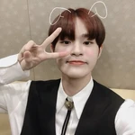 Daehwi on Twitter: "오늘 쇼케 티켓팅을 했다네요 ㅎㅎ포도알길을 걸으셨는지요 ㅎㅎ파이팅~!!" [2019.05.02] #2
