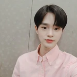 Daehwi on Twitter: "오늘 #엠카운트다운 💙💜빨리 6월8일이 돼서 엠카 나오고싶다ㅎㅎㅎㅎCOMEBACK #VIVID 💛💙" [2020.05.21] #1