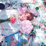 Daehwi on Twitter: "에비뉴 1기 공식 팬키트 #비하인드 2탄!! 팬들이랑 약속한 거~🤙🏻🥰 다 못 올린 사진들은 공카에 올릴게요~!😎" [2019.10.12] #4