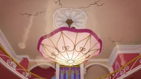 213a - Chandelier shaking.png (1.78 MB)